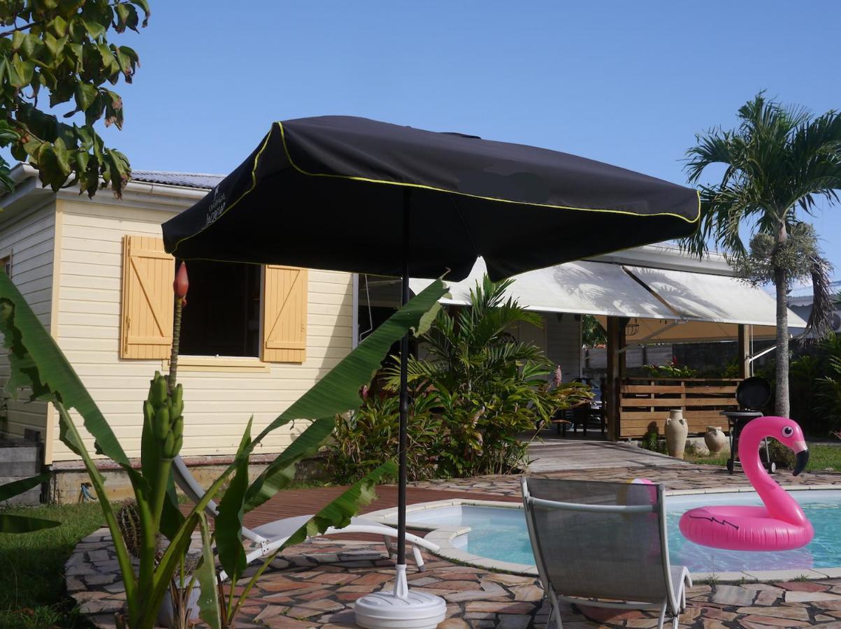 Charmante Villa Creole Climatisee, Jardin Tropical Et Piscine Prives Lamentin Exterior photo